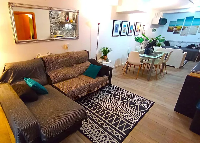 Sesimbra Sea Apartment Shared Pool & Beach
