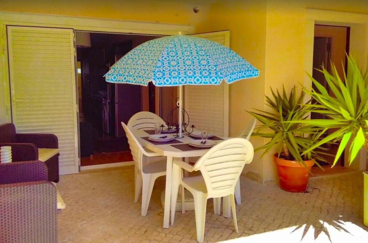Sea Shared Pool & Apartment Sesimbra