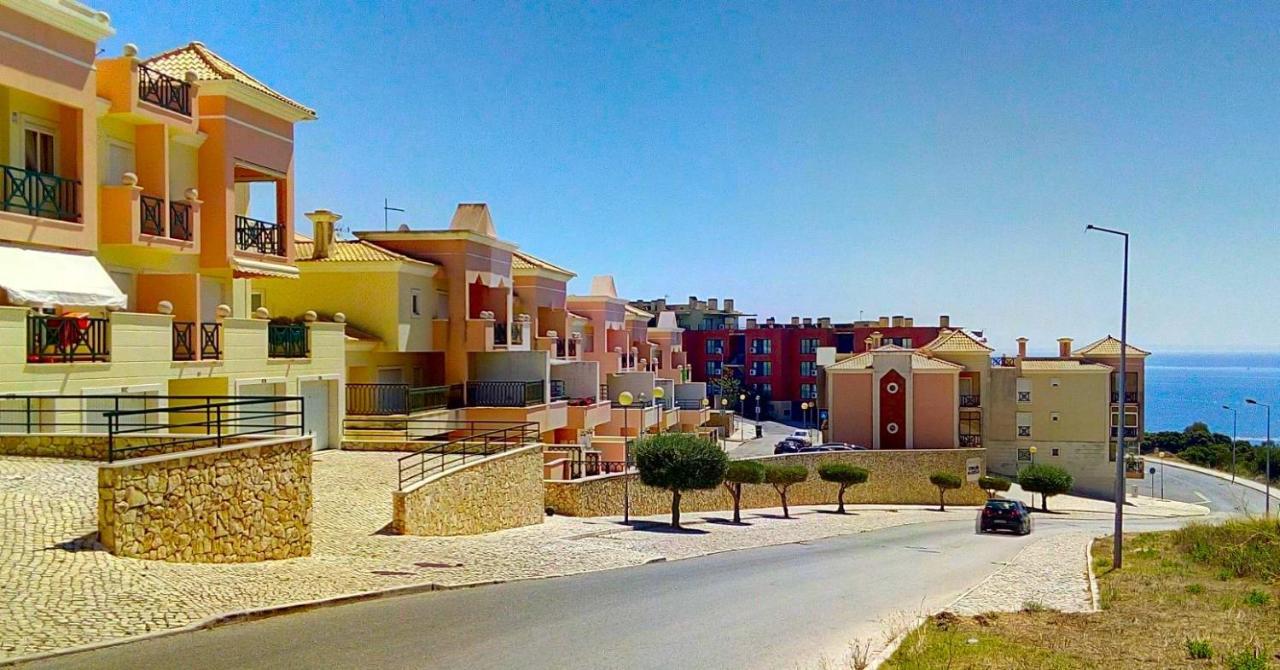 Apartment Sea Shared Pool & Sesimbra