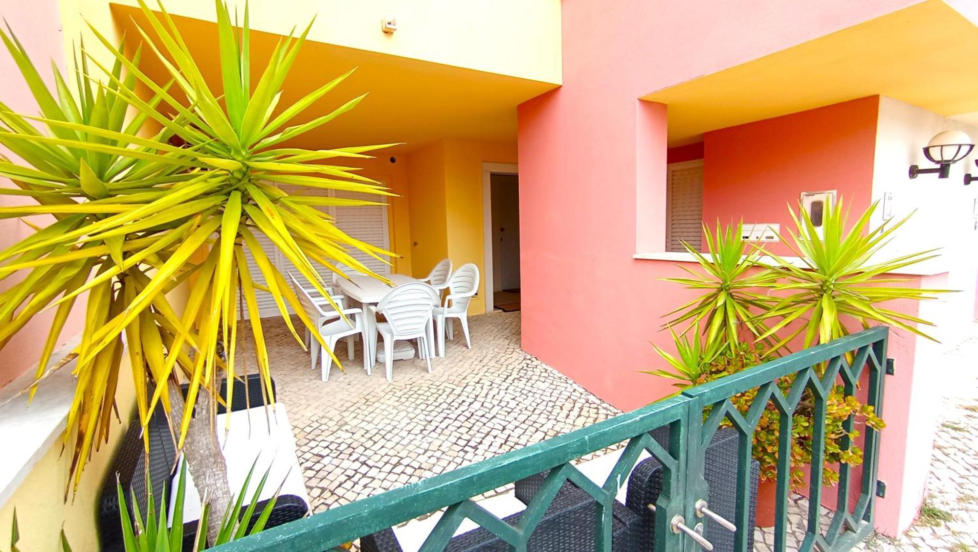 Apartment Sea Shared Pool & Sesimbra