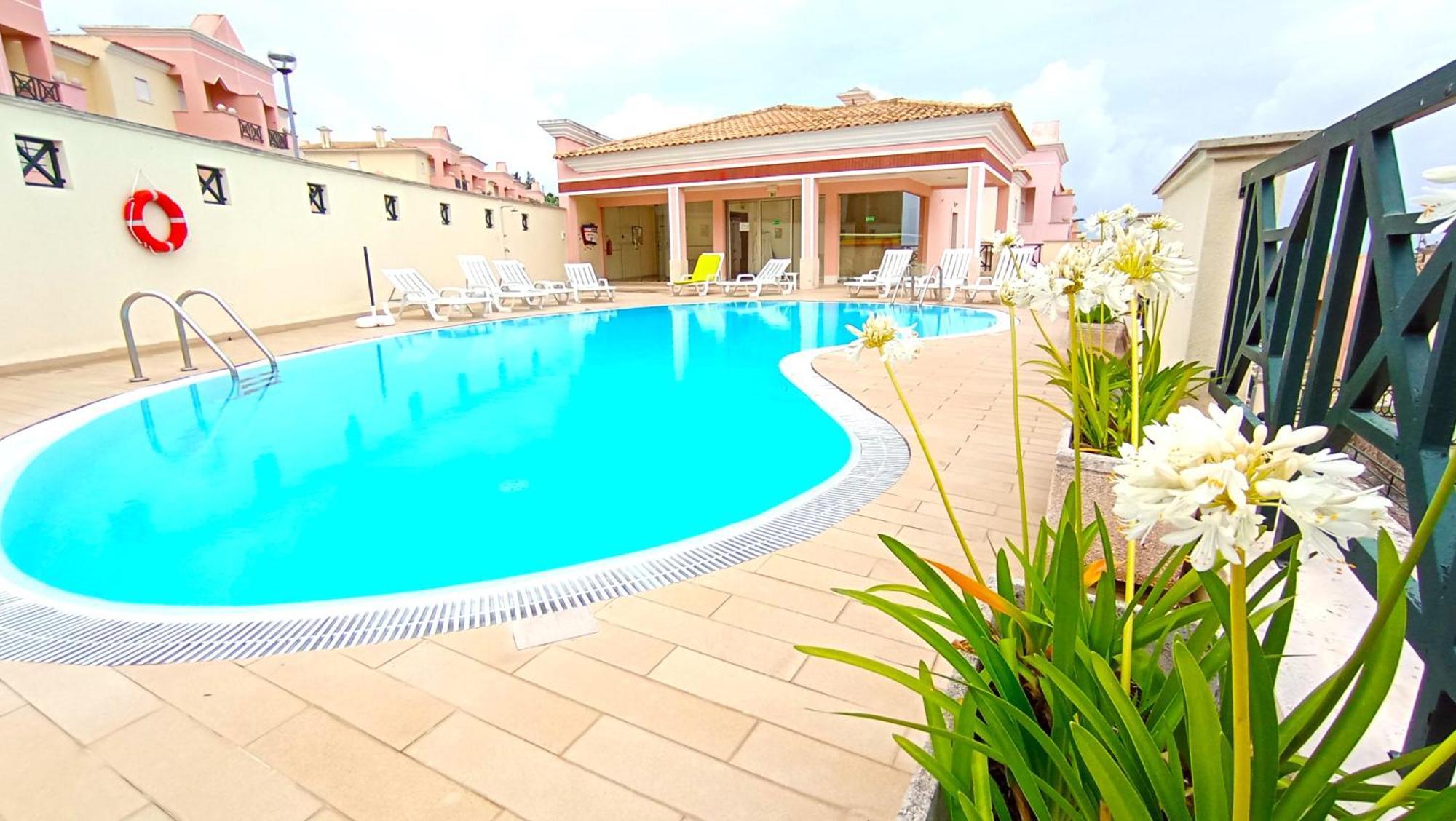 Apartment Sea Shared Pool & Sesimbra