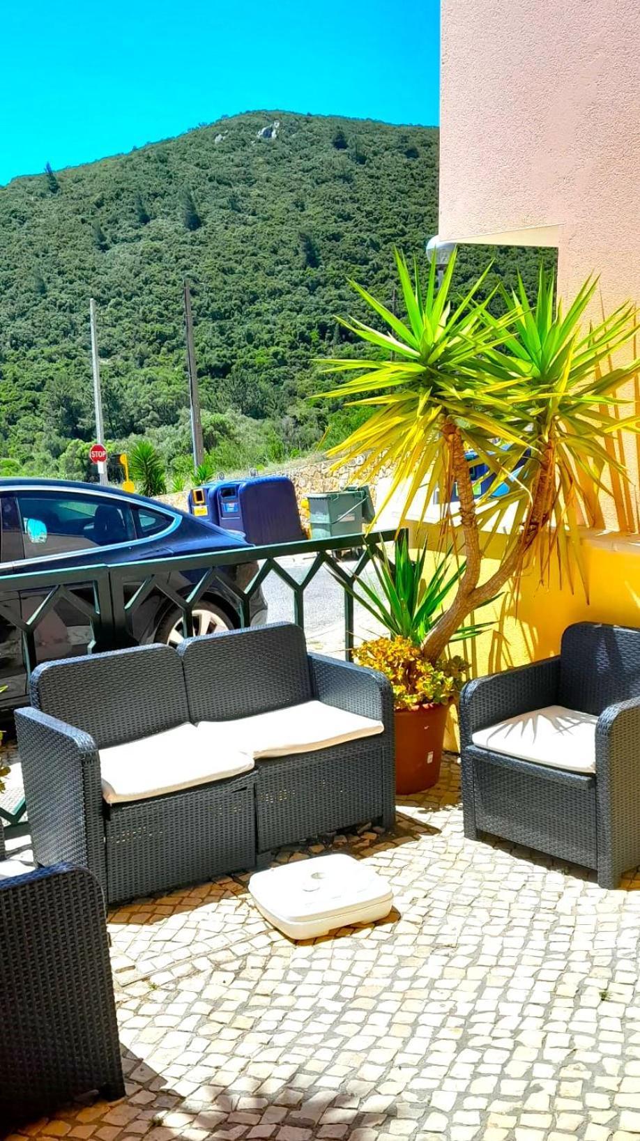 Sea Shared Pool & Sesimbra
